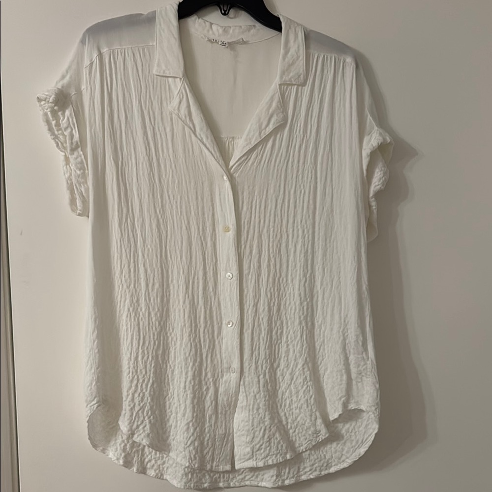 White Light Weight Women's Short Sleeve Button-up Blouse